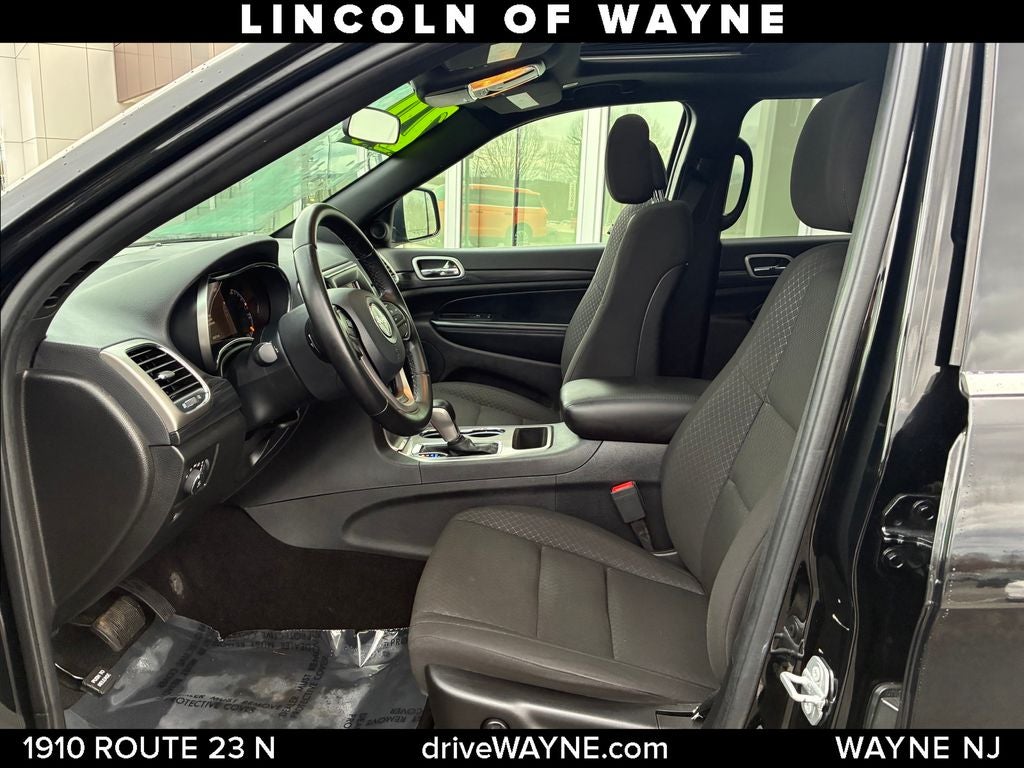 2020 Jeep Grand Cherokee Laredo E