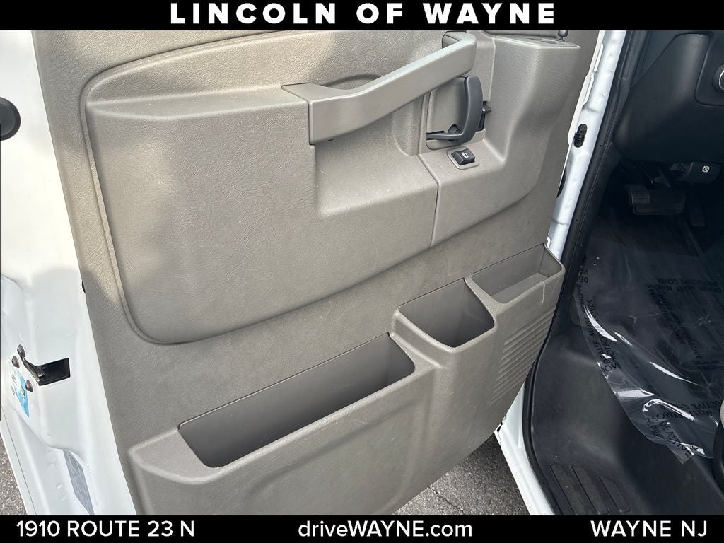 2023 GMC Savana 2500 Work Van