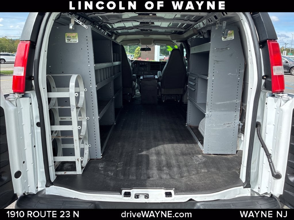 2022 GMC Savana 2500 Work Van