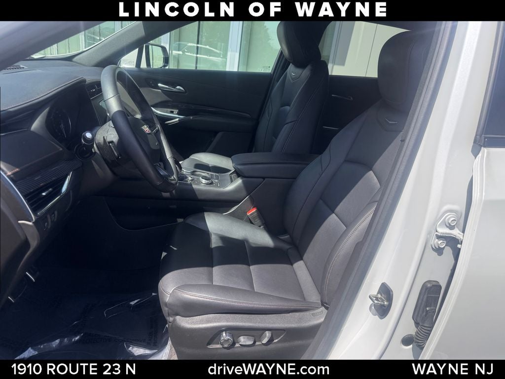 2023 Cadillac XT4 Sport