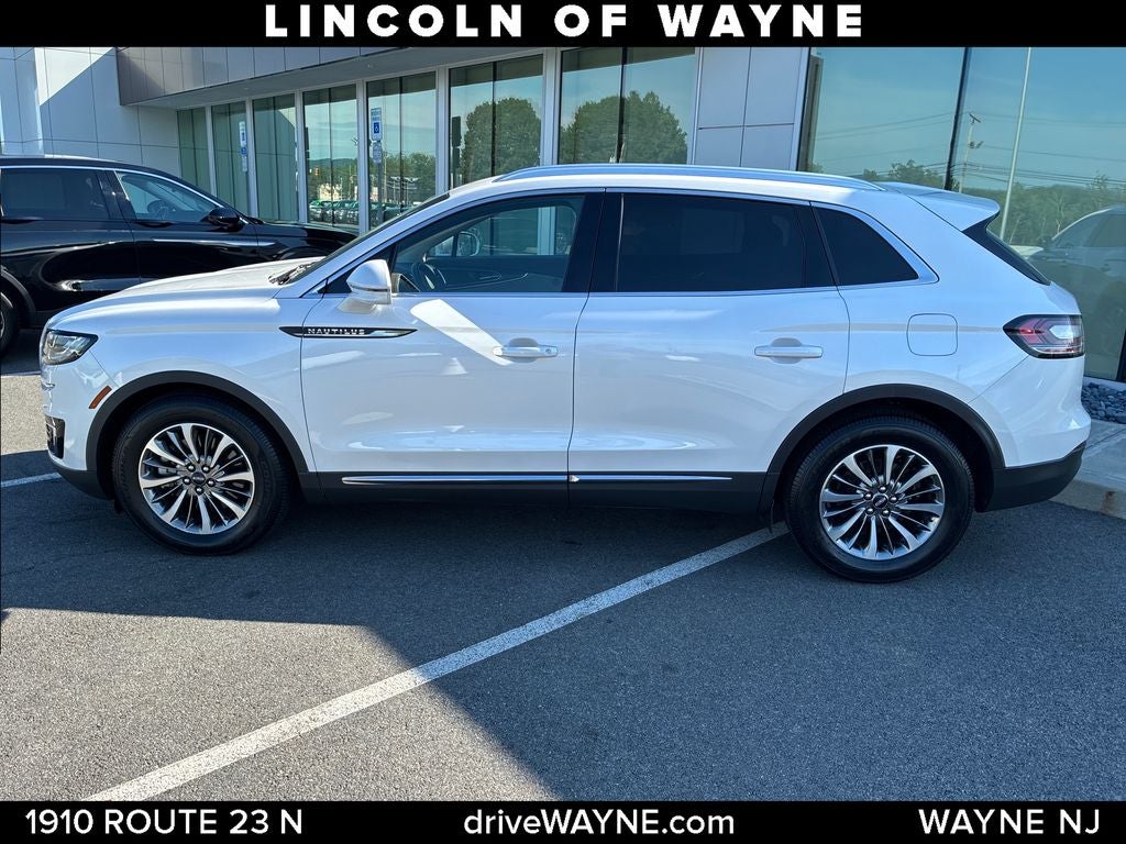 2019 Lincoln Nautilus Select