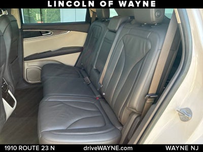 2019 Lincoln Nautilus Select