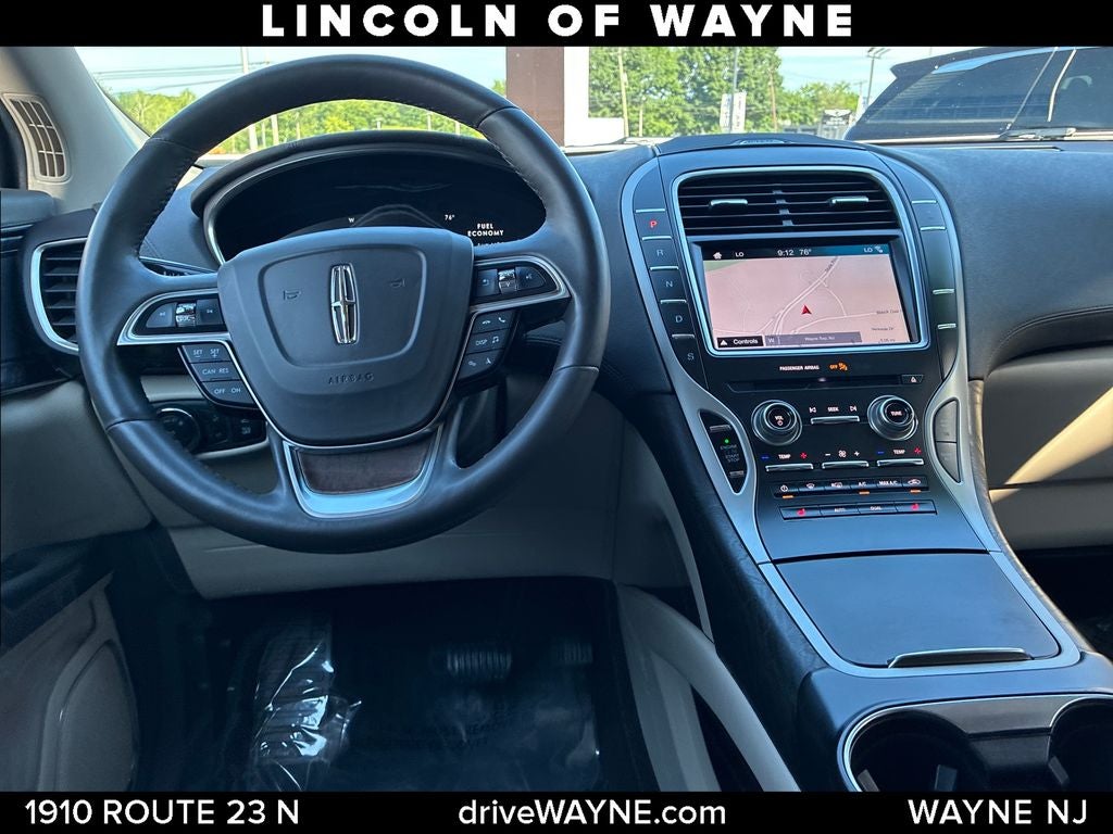 2019 Lincoln Nautilus Select