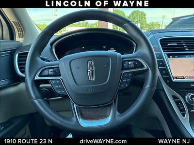 2019 Lincoln Nautilus Select