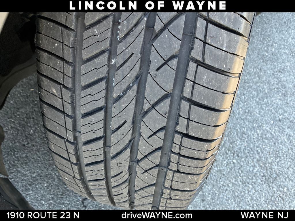 2019 Lincoln Nautilus Select