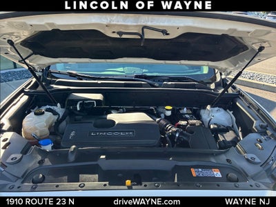 2019 Lincoln Nautilus Select