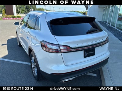 2019 Lincoln Nautilus Select