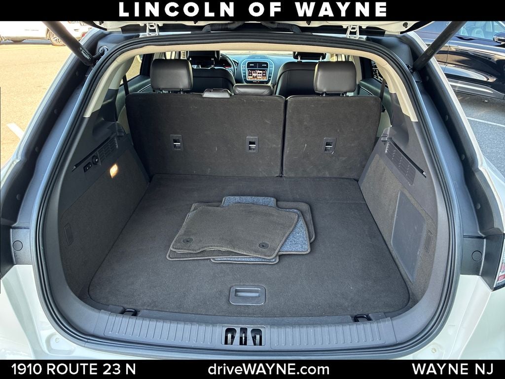 2019 Lincoln Nautilus Select