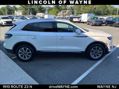 2019 Lincoln Nautilus Select