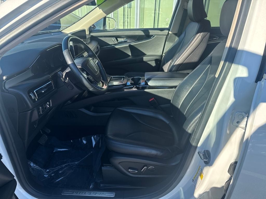 2022 Lincoln Nautilus Standard