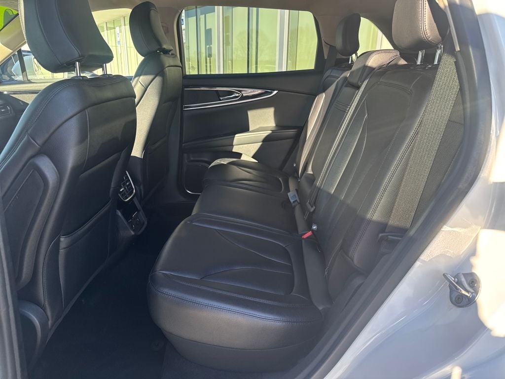 2022 Lincoln Nautilus Standard