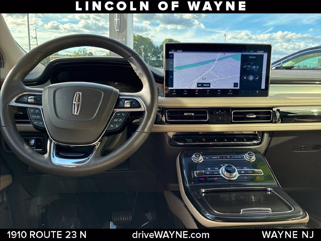 2023 Lincoln Nautilus Standard