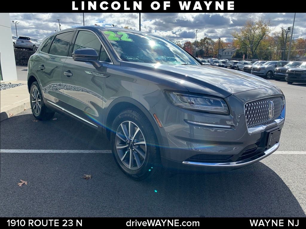 2022 Lincoln Nautilus Standard
