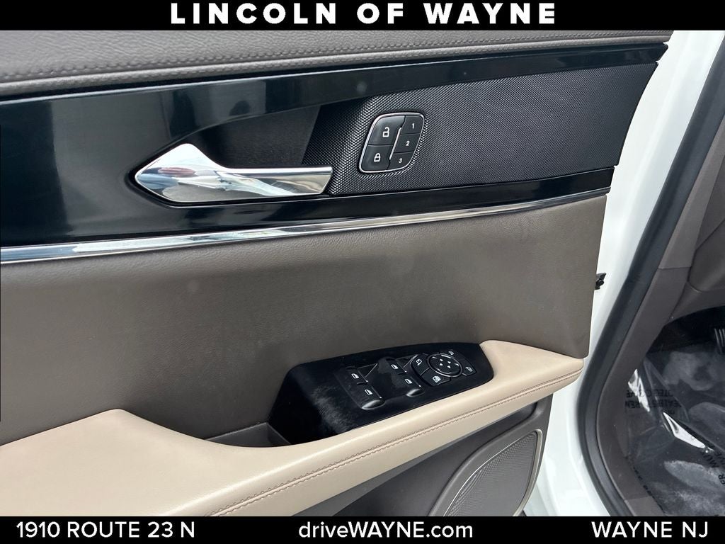 2022 Lincoln Nautilus Standard