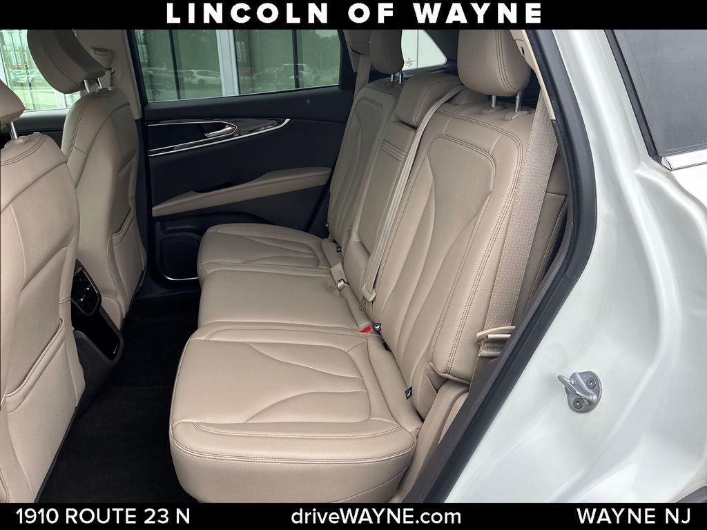 2022 Lincoln Nautilus Standard
