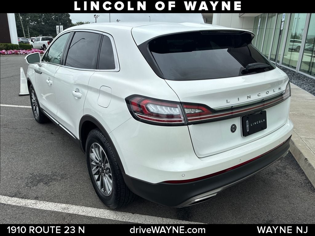 2022 Lincoln Nautilus Standard