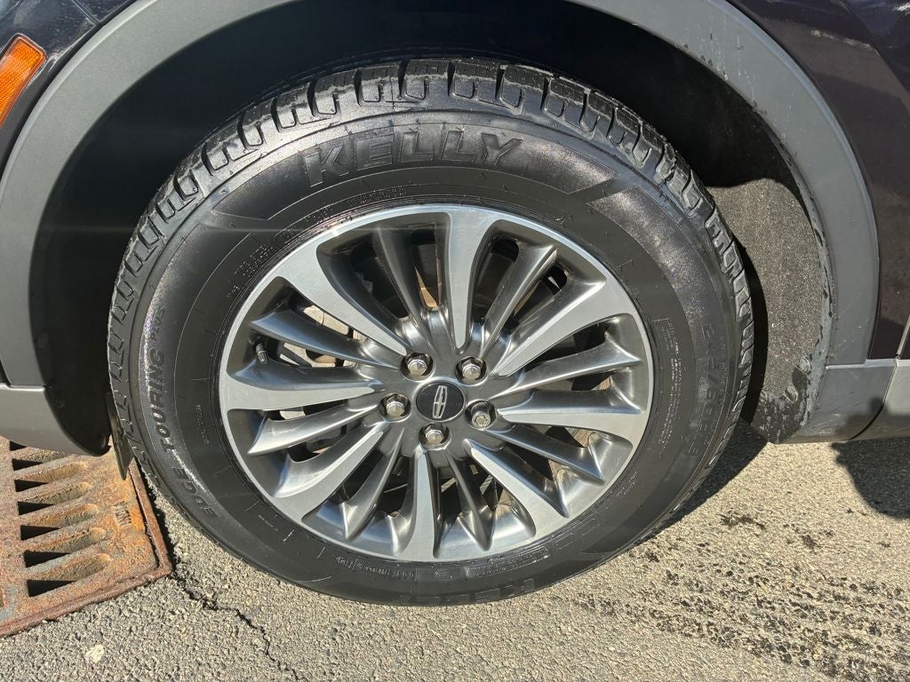 2023 Lincoln Nautilus Standard