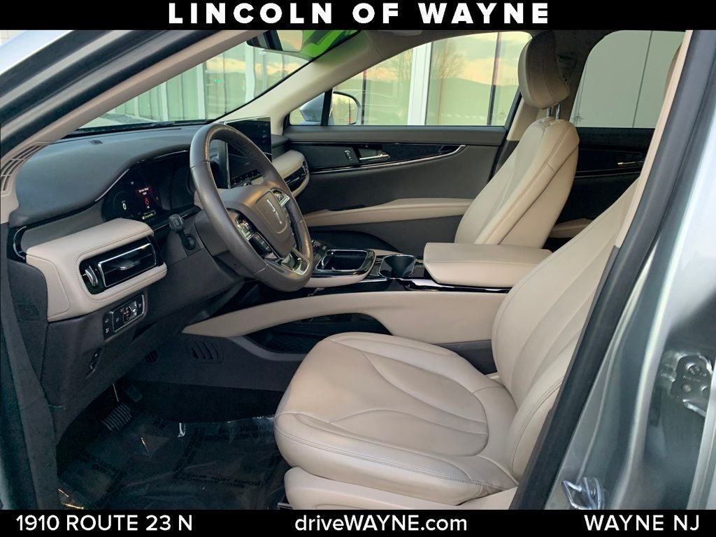 2022 Lincoln Nautilus Standard