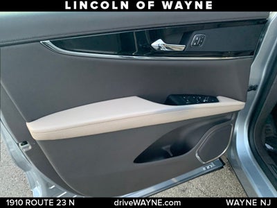 2022 Lincoln Nautilus Standard