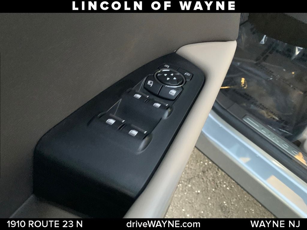 2022 Lincoln Nautilus Standard