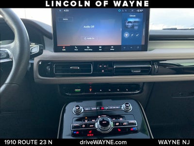 2022 Lincoln Nautilus Standard