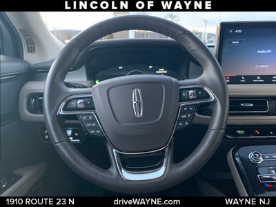 2022 Lincoln Nautilus Standard
