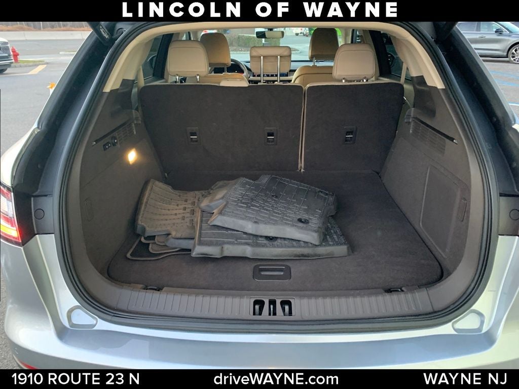 2022 Lincoln Nautilus Standard