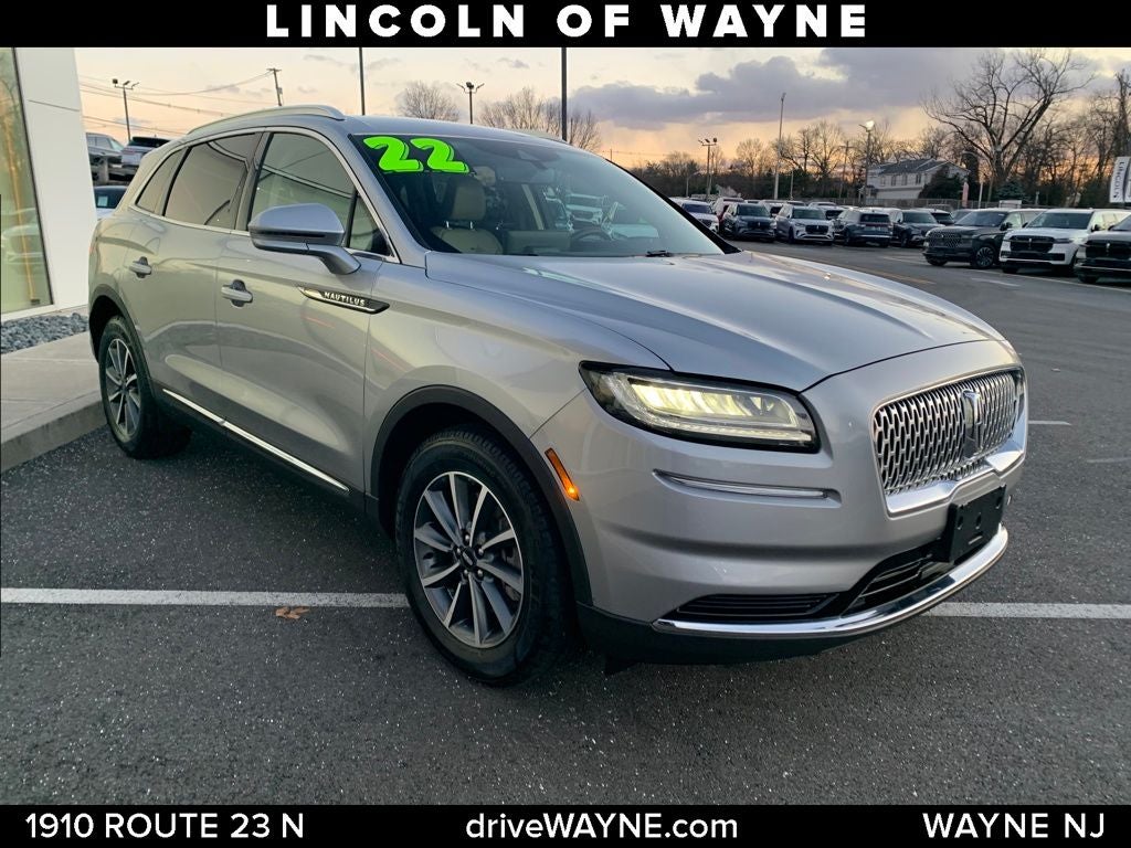 2022 Lincoln Nautilus Standard
