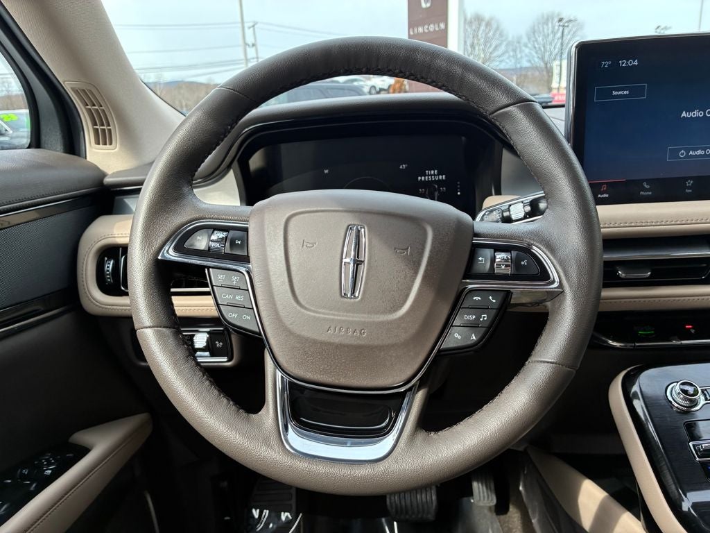 2022 Lincoln Nautilus Standard