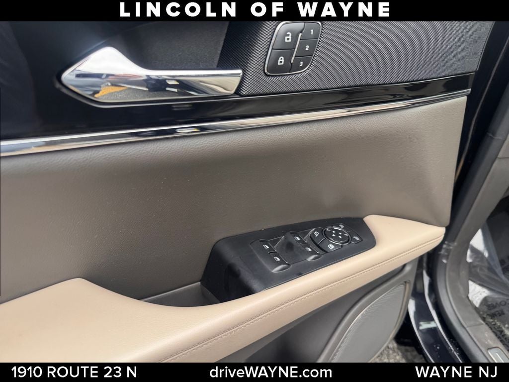 2022 Lincoln Nautilus Standard