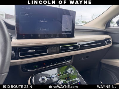 2022 Lincoln Nautilus Standard