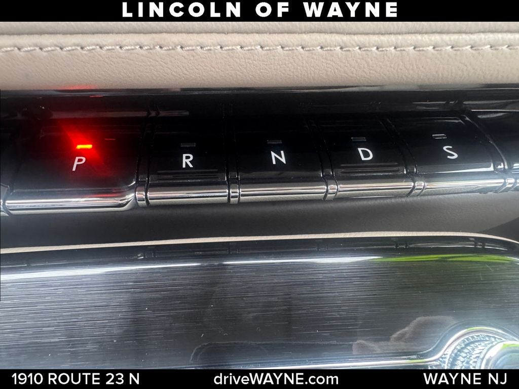 2022 Lincoln Nautilus Standard