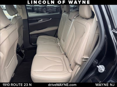 2022 Lincoln Nautilus Standard
