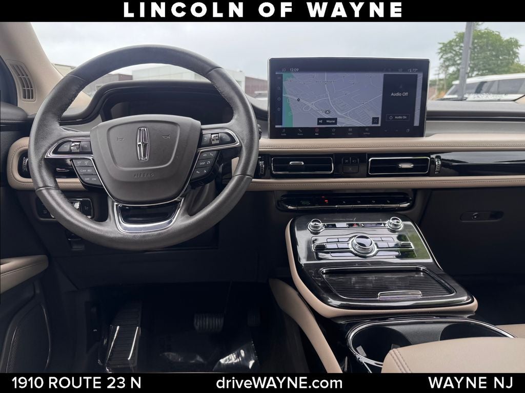 2022 Lincoln Nautilus Standard