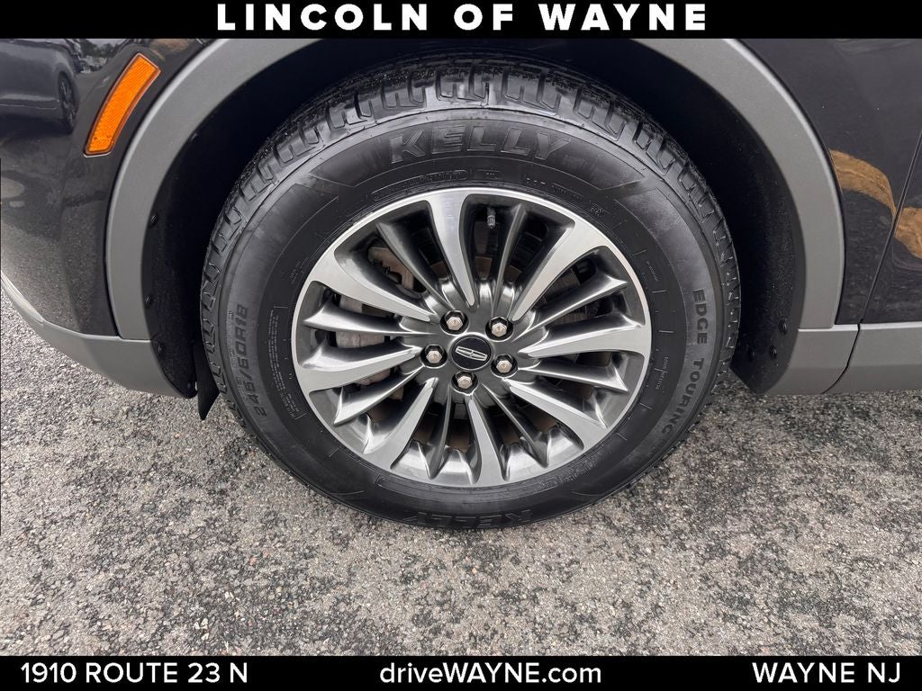 2022 Lincoln Nautilus Standard