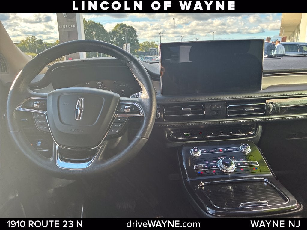 2023 Lincoln Nautilus Standard