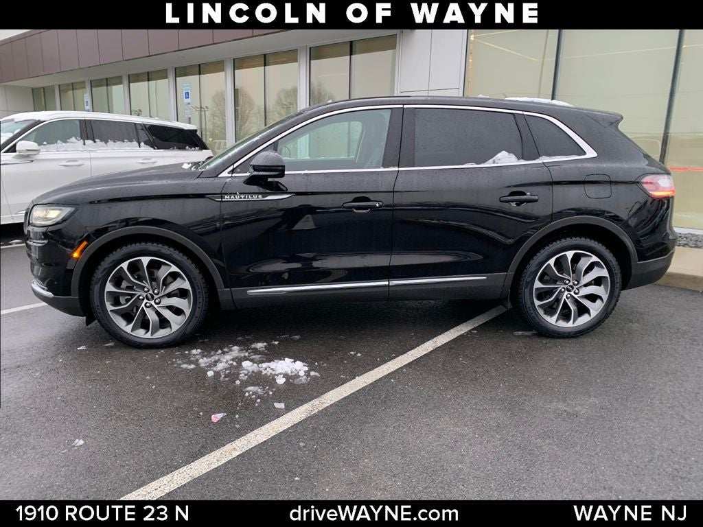 2022 Lincoln Nautilus Reserve