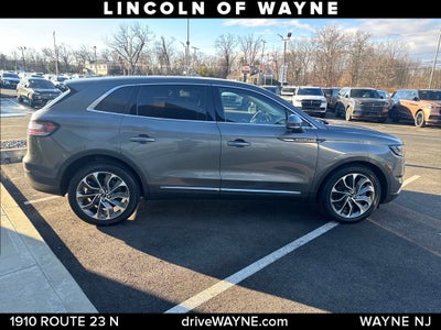 2022 Lincoln Nautilus Reserve