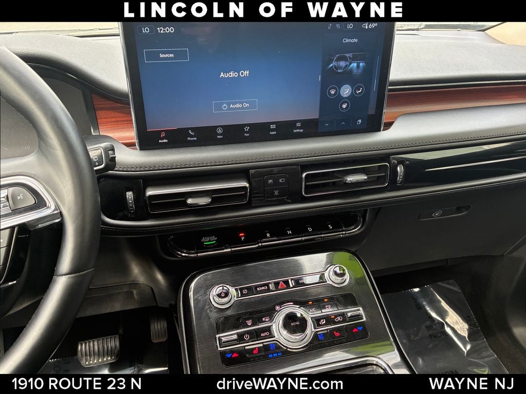 2022 Lincoln Nautilus Reserve