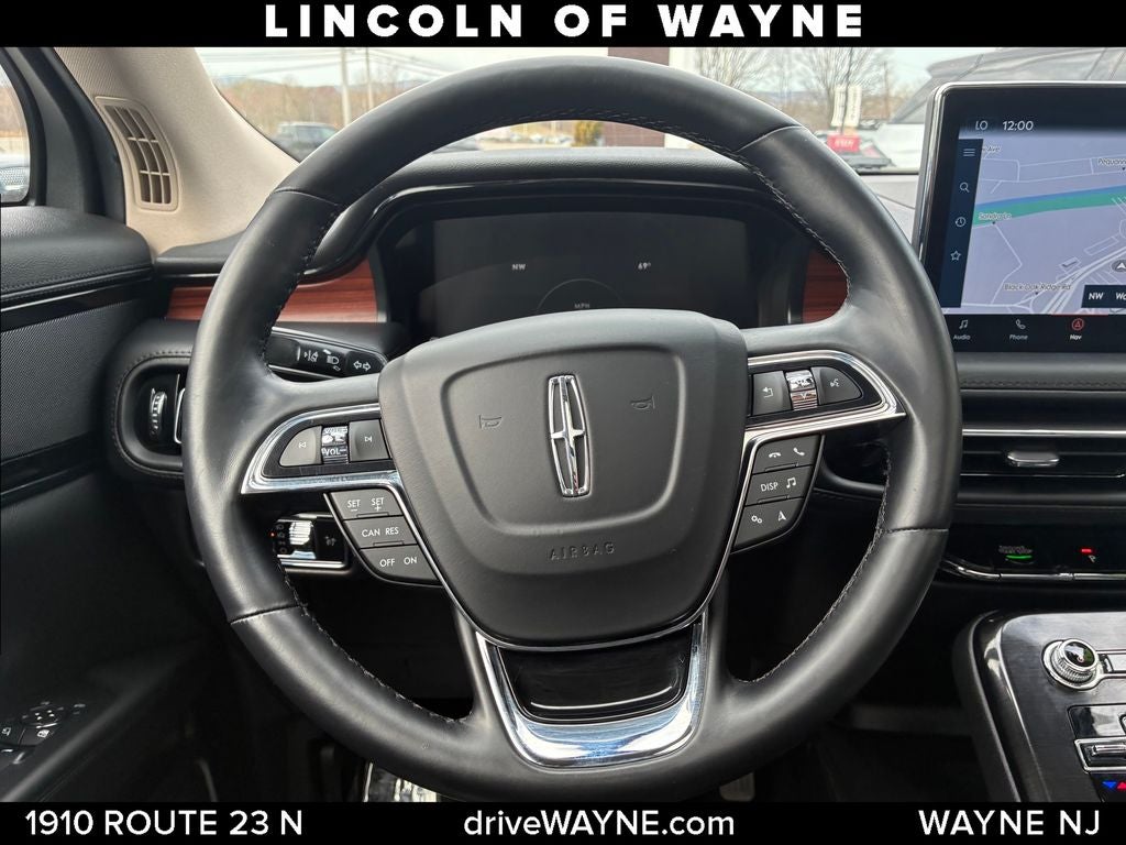 2022 Lincoln Nautilus Reserve