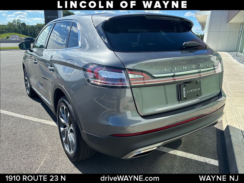 2022 Lincoln Nautilus Reserve