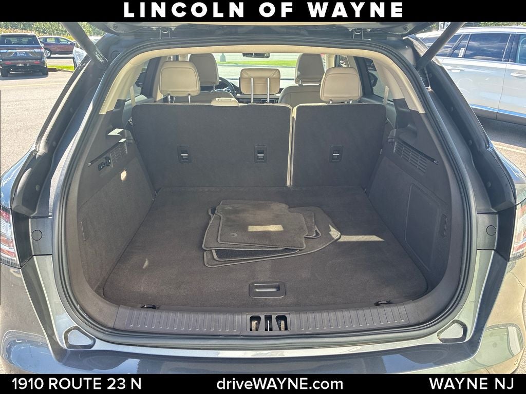 2022 Lincoln Nautilus Reserve