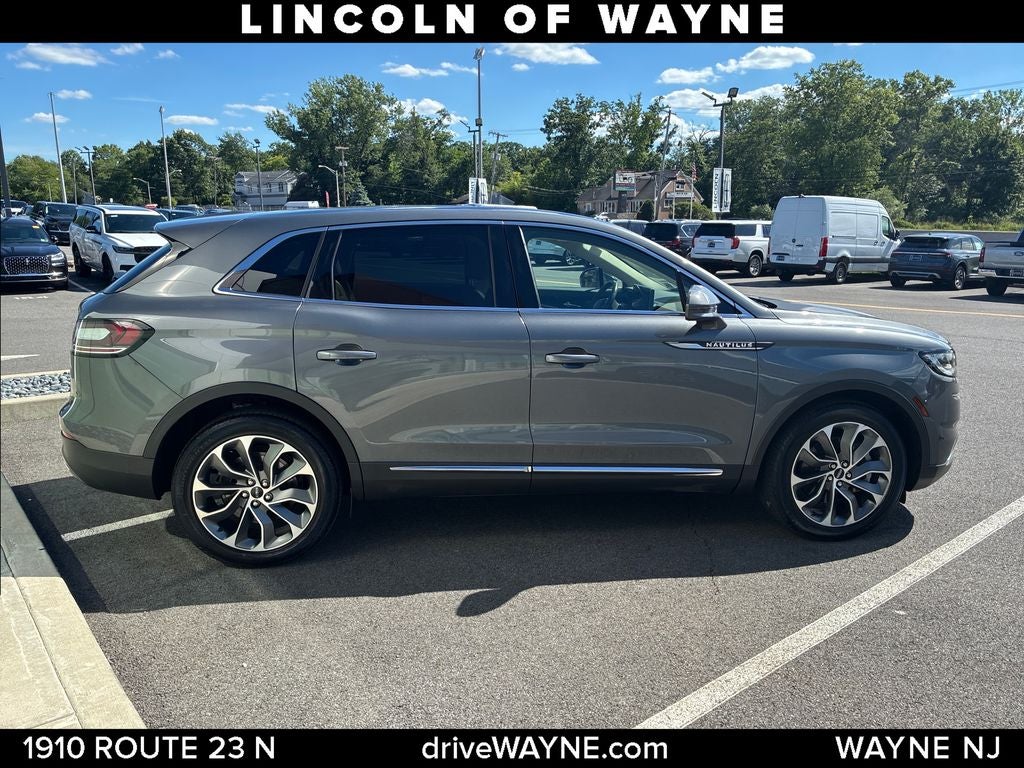 2022 Lincoln Nautilus Reserve
