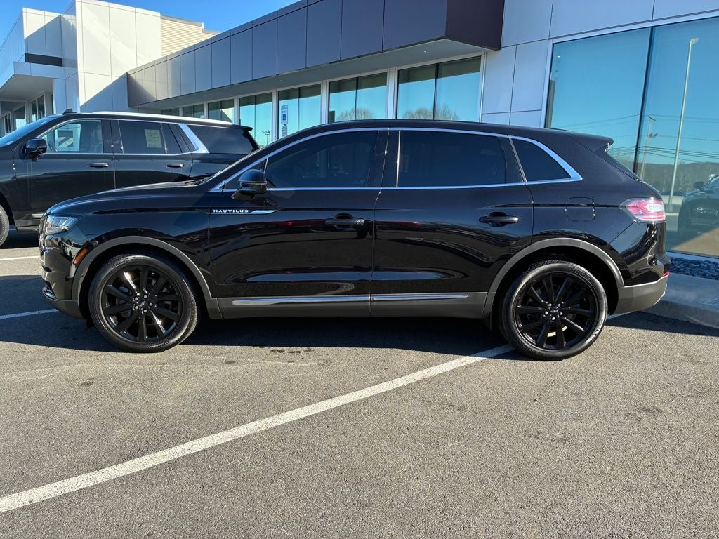 2023 Lincoln Nautilus Reserve
