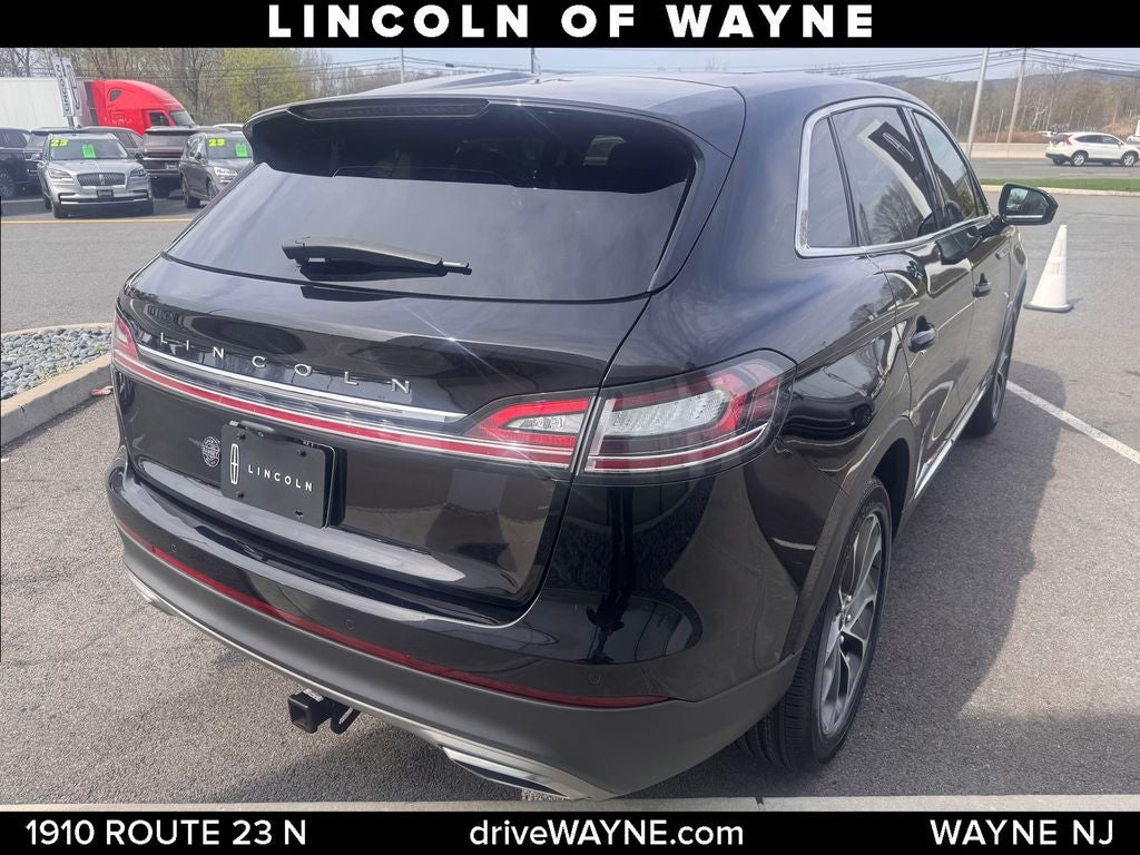 2022 Lincoln Nautilus Reserve