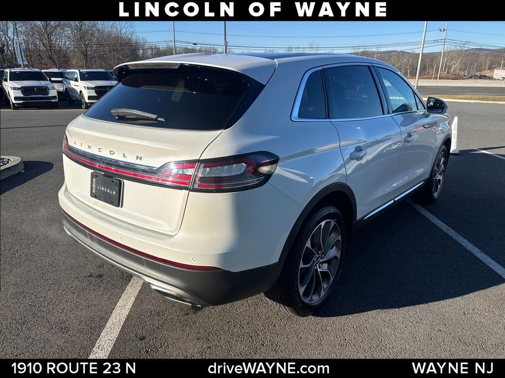 2021 Lincoln Nautilus Reserve