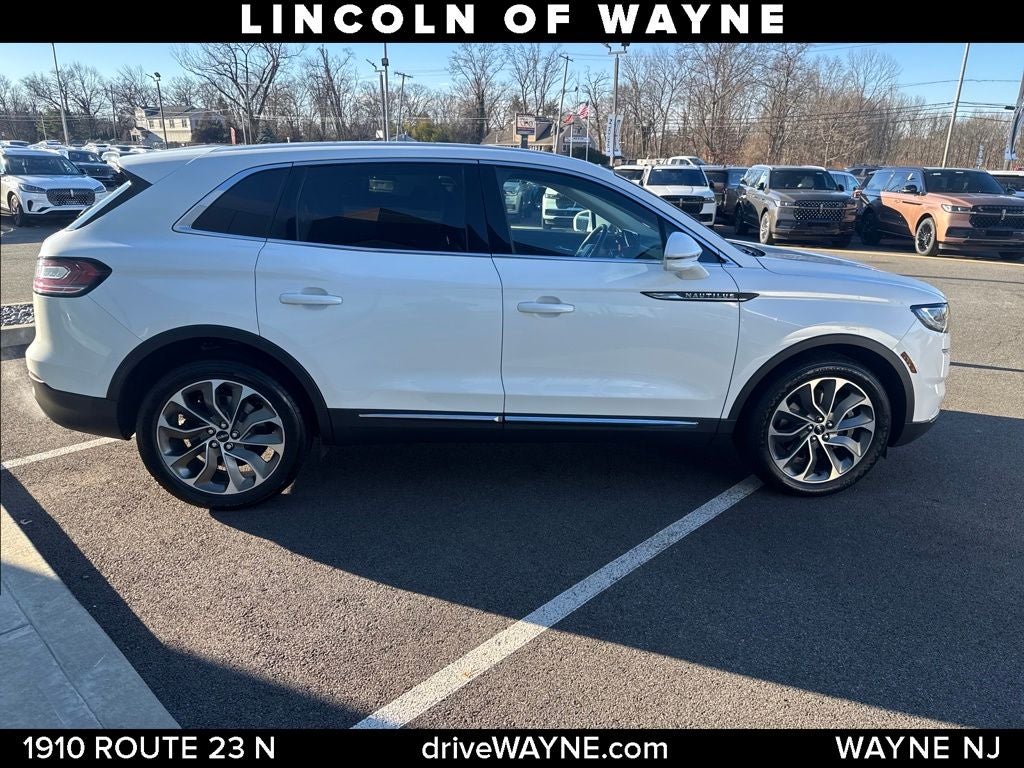 2021 Lincoln Nautilus Reserve