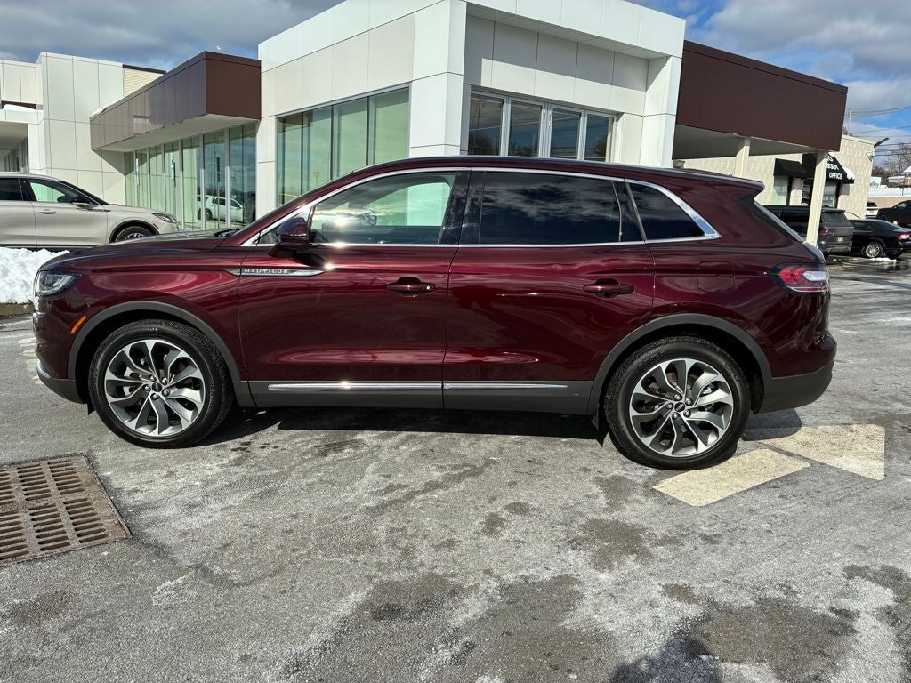 2023 Lincoln Nautilus Reserve