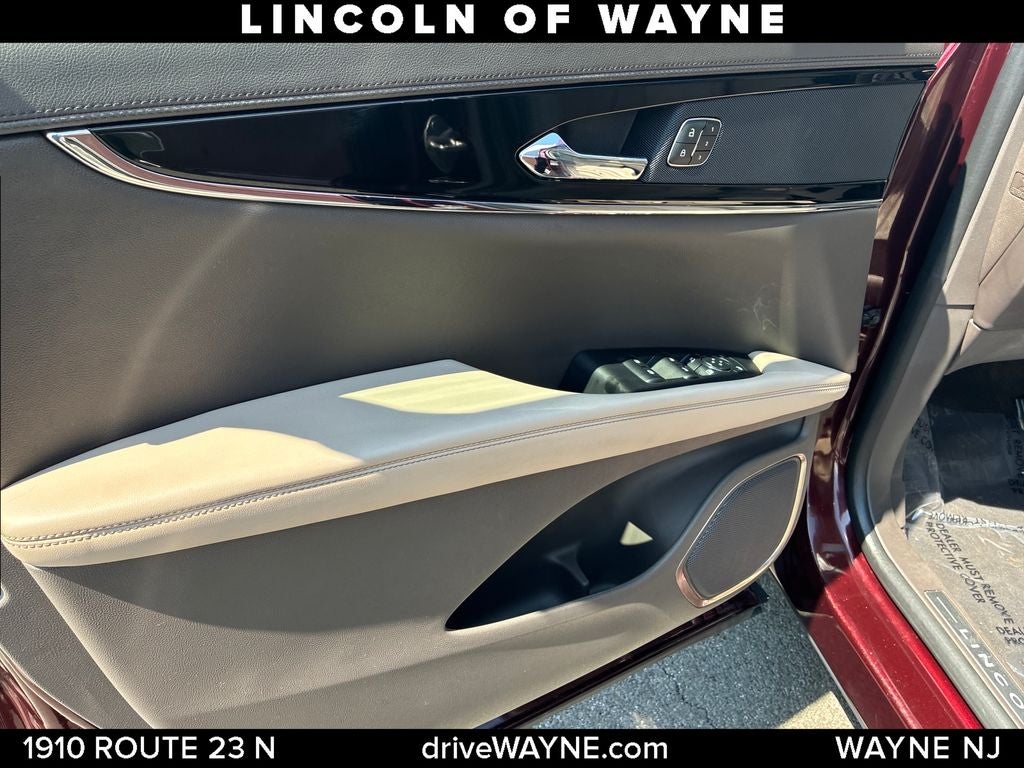 2023 Lincoln Nautilus Reserve