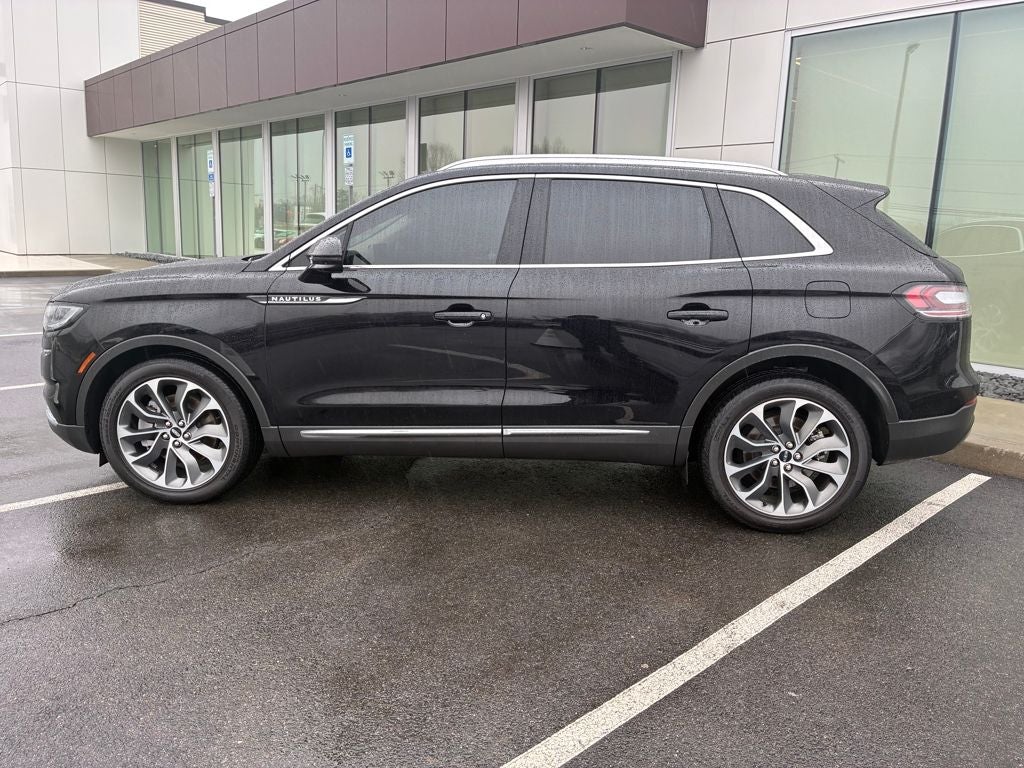 2023 Lincoln Nautilus Reserve